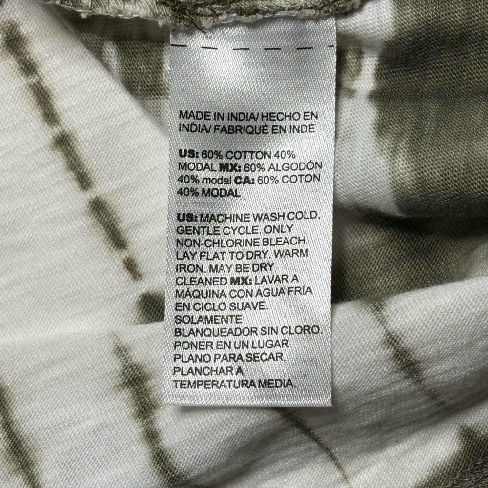 NWT Chicos Olive Green Tie Dye Easy Tunic Tee • L • Cotton Modal • 3/4 Sleeve - Picture 7 of 8